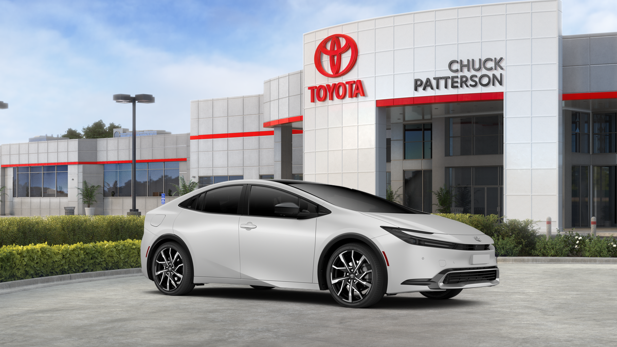 2027 Toyota Prius Plug-in Hybrid XSE Premium