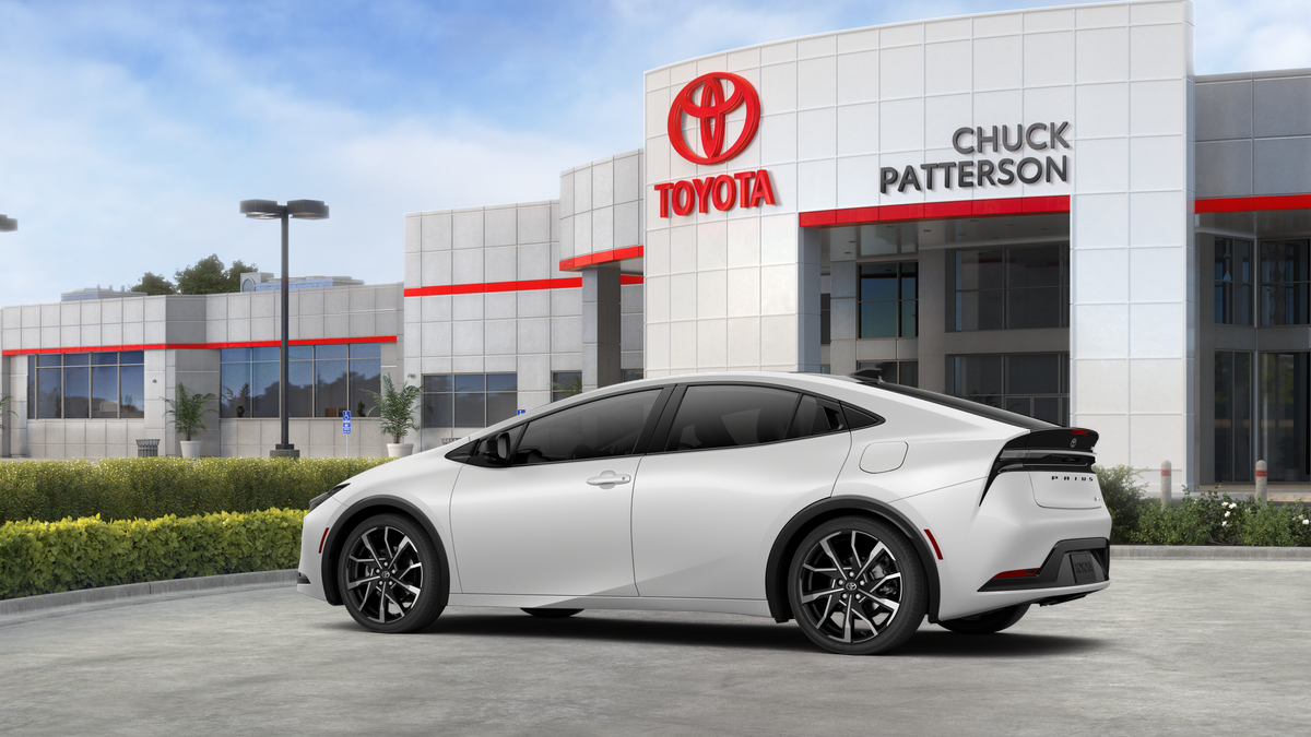 2027 Toyota Prius Plug-in Hybrid XSE Premium