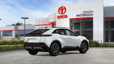 2027 Toyota C-HR SE