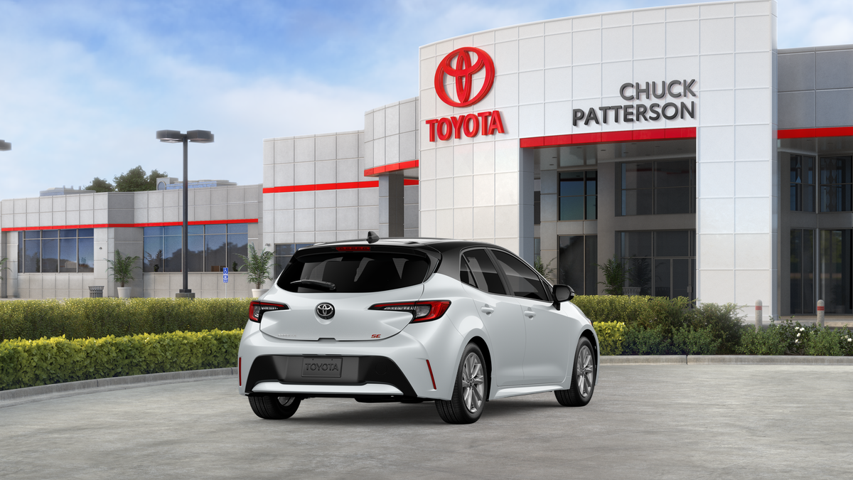 2027 Toyota Corolla Hatchback SE